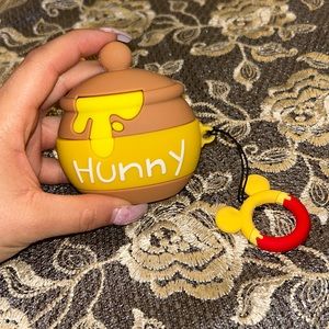 Disney Winnie the Pooh Honey Pot EarPod Case